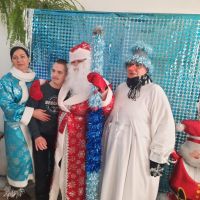 Новогодний праздник для учащихся  6 - 8 классов