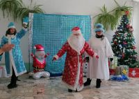 Новогодние утренники в 2-5 классах прошли на ура!